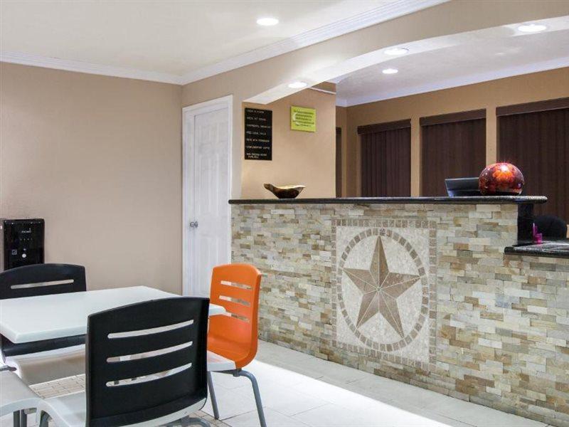 ซูเปอร์ 8 บาย วินด์แฮม เชอร์แมน Motel ภายนอก รูปภาพ