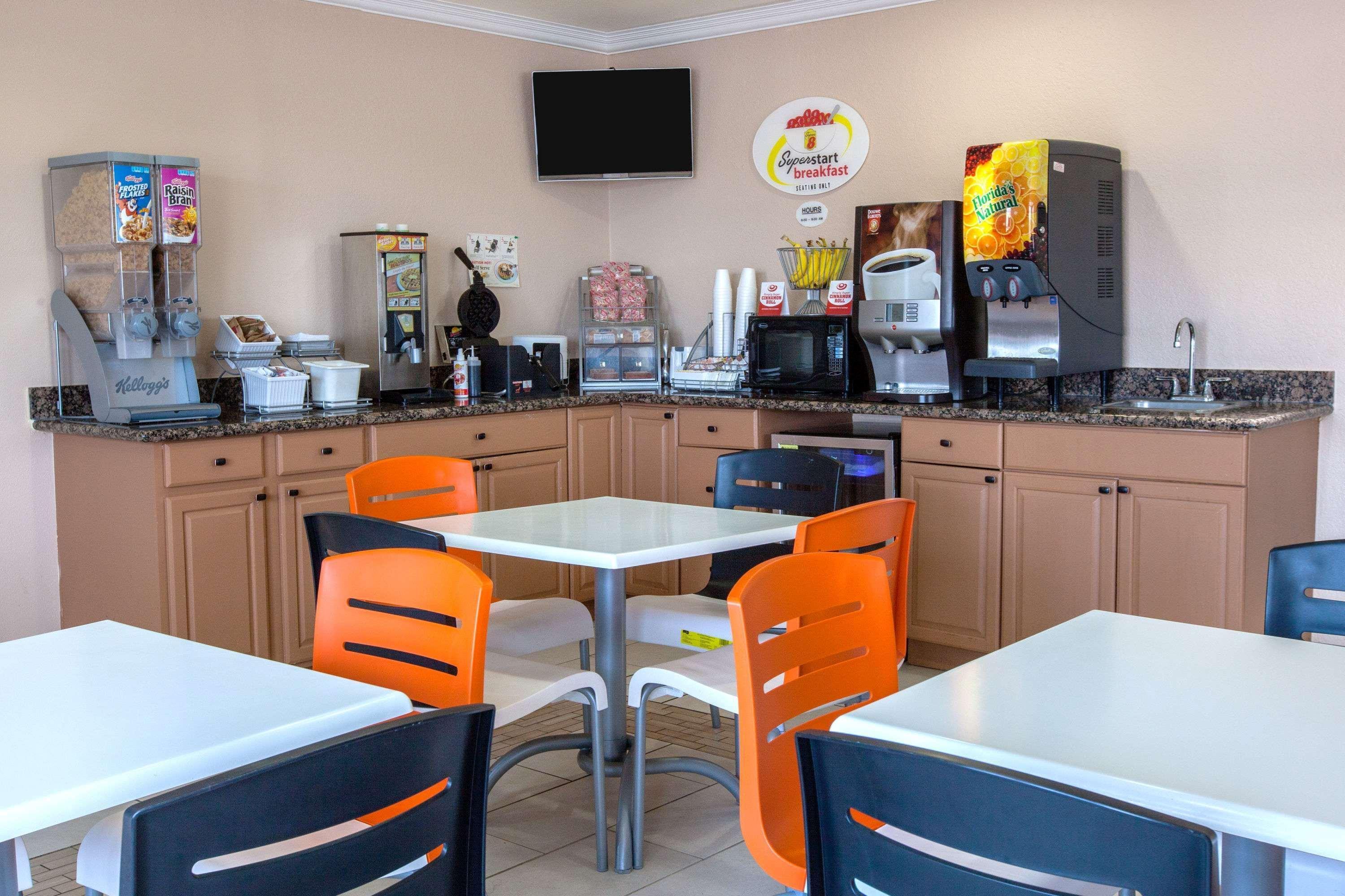 ซูเปอร์ 8 บาย วินด์แฮม เชอร์แมน Motel ภายนอก รูปภาพ