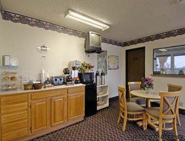 ซูเปอร์ 8 บาย วินด์แฮม เชอร์แมน Motel ร้านอาหาร รูปภาพ